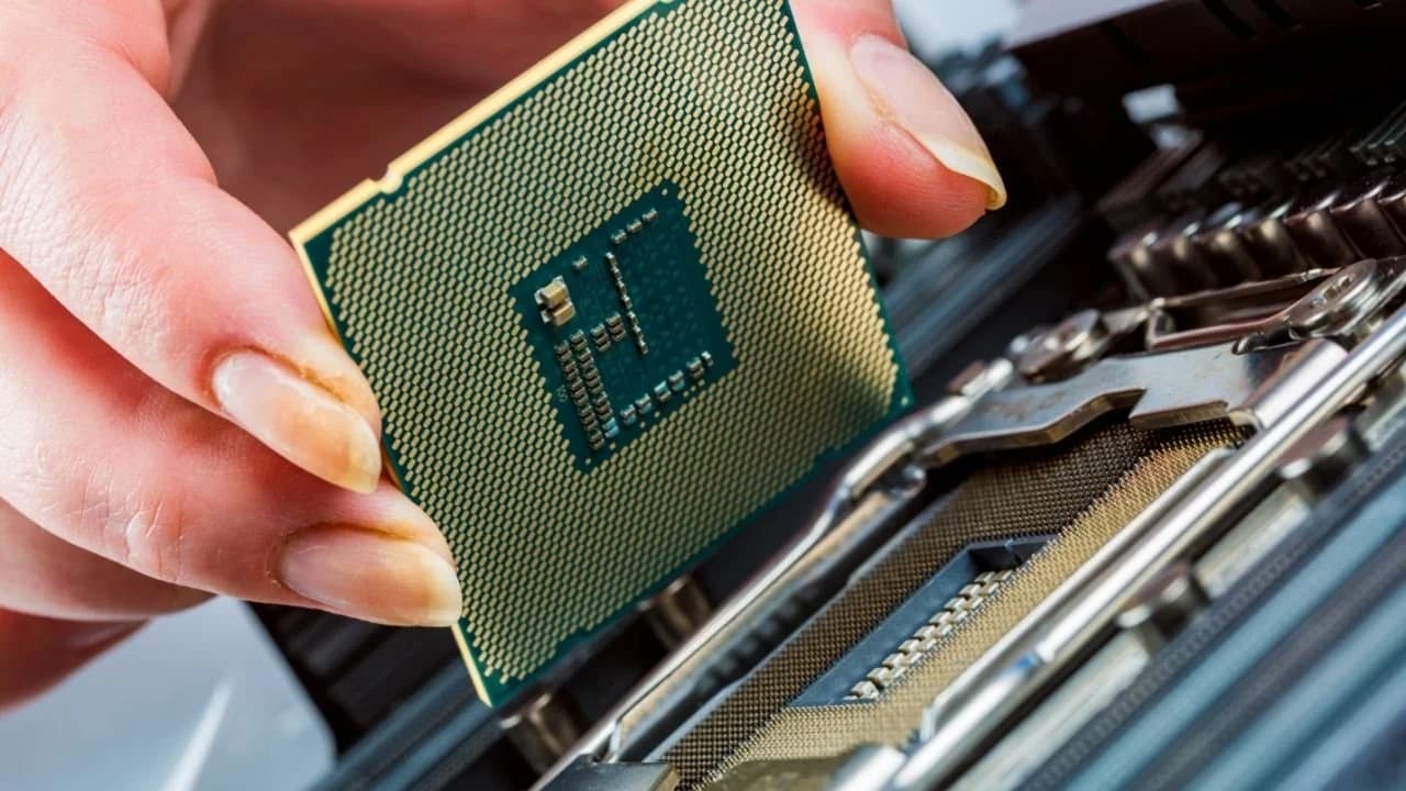 Comment retirer et nettoyer un CPU