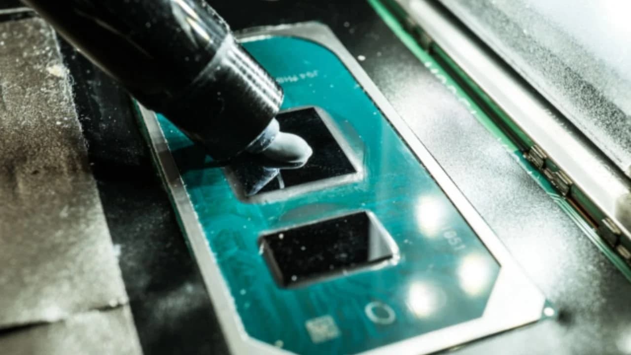 La pâte thermique tache-t-elle les vêtements ?